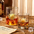 Vaso de whisky personalizado con insignia dorada de 10 oz para Scotch Bourbon, regalos con inicial y nombre personalizados para camarero, papá, esposo, novio, recuerdo de fiesta, cumpleaños, día del padre