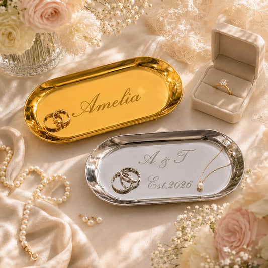 Personalized Jewelry Dish Engraved Ring Holder Custom Trinket Tray Gold or Silver Jewelry Tray with Name or Monogram Engraving Elegant Ring Holder for Wedding Bride and Bridesmaid Gifts